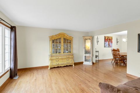 Tiny photo for 560 Valleyview Drive, Bartlett, IL 60103 (MLS # 12496233)