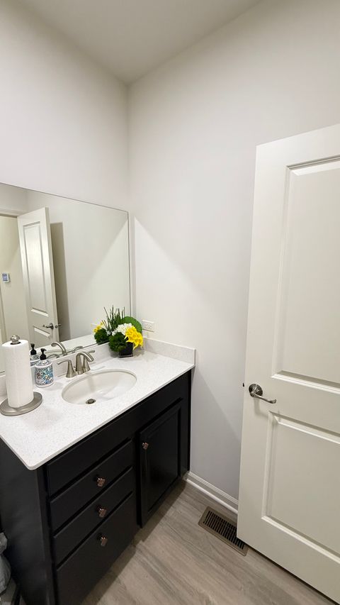 Tiny photo for 16143 S Lakeview Road, Plainfield, IL 60586 (MLS # 12581789)