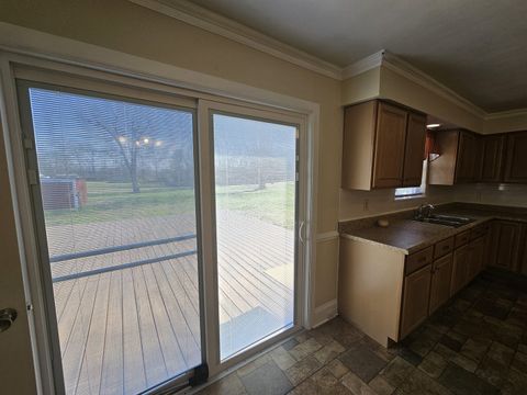 Tiny photo for 14927 E Clearview Road, Mt Vernon, IL 62864 (MLS # 12599016)