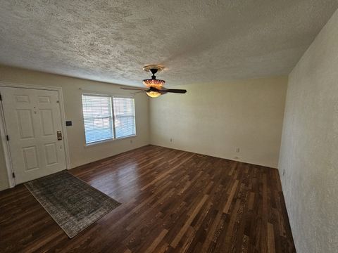 Tiny photo for 14927 E Clearview Road, Mt Vernon, IL 62864 (MLS # 12599016)