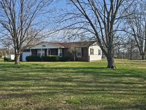 Photo of 14927 E Clearview Road, Mt Vernon, IL 62864 (MLS # 12599016)