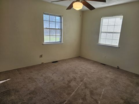 Tiny photo for 14927 E Clearview Road, Mt Vernon, IL 62864 (MLS # 12599016)