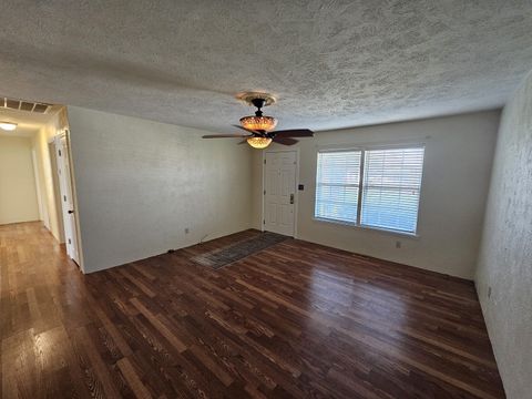 Tiny photo for 14927 E Clearview Road, Mt Vernon, IL 62864 (MLS # 12599016)