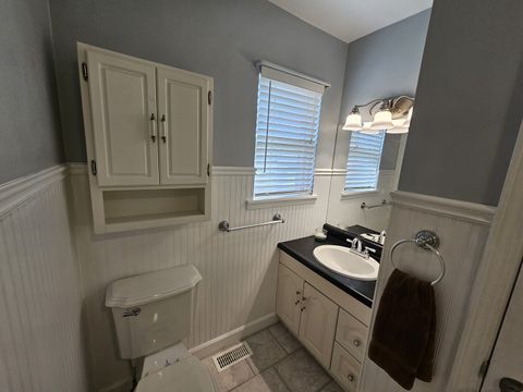 Tiny photo for 14927 E Clearview Road, Mt Vernon, IL 62864 (MLS # 12599016)