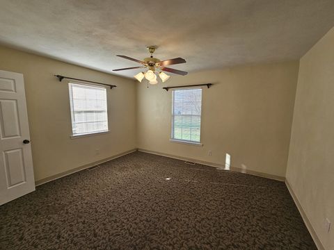 Tiny photo for 14927 E Clearview Road, Mt Vernon, IL 62864 (MLS # 12599016)