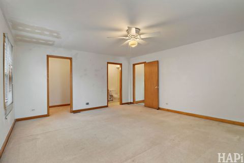 Tiny photo for 911 Elmdale Road, Glenview, IL 60025 (MLS # 12580716)