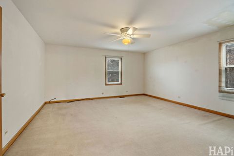 Tiny photo for 911 Elmdale Road, Glenview, IL 60025 (MLS # 12580716)