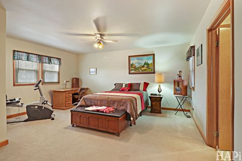 Tiny photo for 911 Elmdale Road, Glenview, IL 60025 (MLS # 12580716)