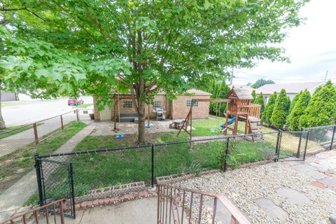 Tiny photo for 11258 S Albany Avenue, Chicago, IL 60655 (MLS # 12656246)