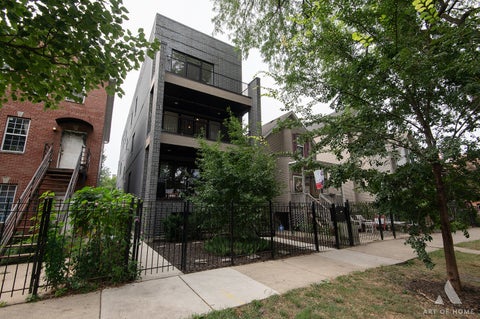 Photo of 1932 N Drake Avenue #2E, Chicago, IL 60647 (MLS # 12759724)