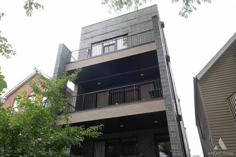 Tiny photo for 1932 N Drake Avenue #2E, Chicago, IL 60647 (MLS # 12759724)
