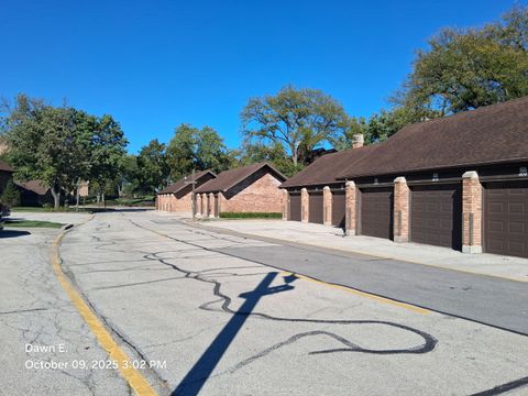 Tiny photo for 1864 Mission Hills Lane, Northbrook, IL 60062 (MLS # 12499315)