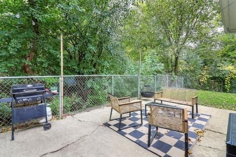 Tiny photo for 342 Seminole Lane, Carol Stream, IL 60188 (MLS # 12518435)