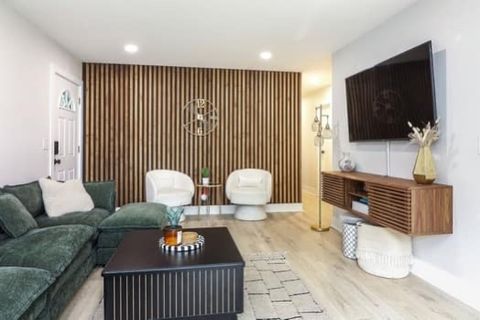 Tiny photo for 342 Seminole Lane, Carol Stream, IL 60188 (MLS # 12518435)