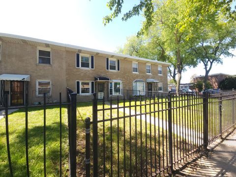 Photo of 257 W Swann Street, Chicago, IL 60609 (MLS # 12648437)