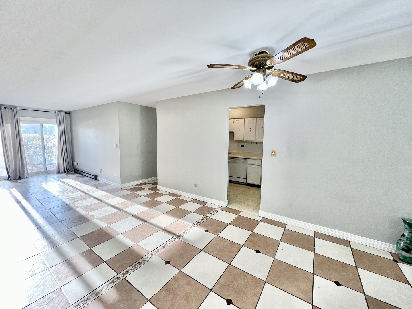 802 E Old Willow Road 116