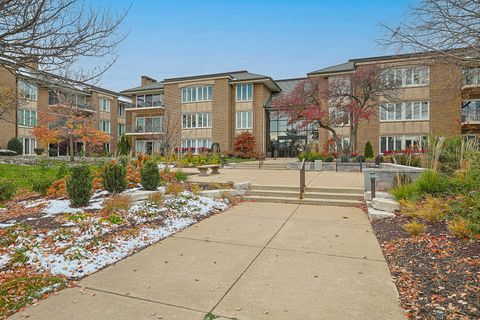 1 Oak Brook Club Drive B-301 Oak Brook IL 60523