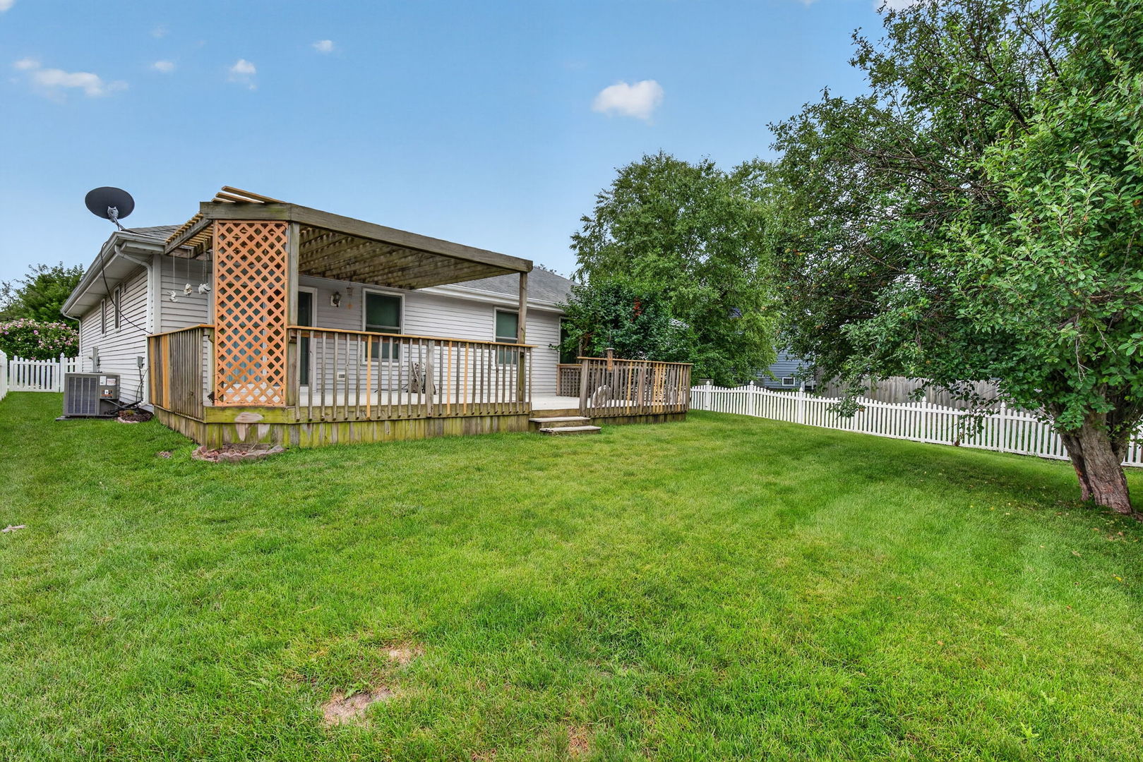 4711 Mallard Lane