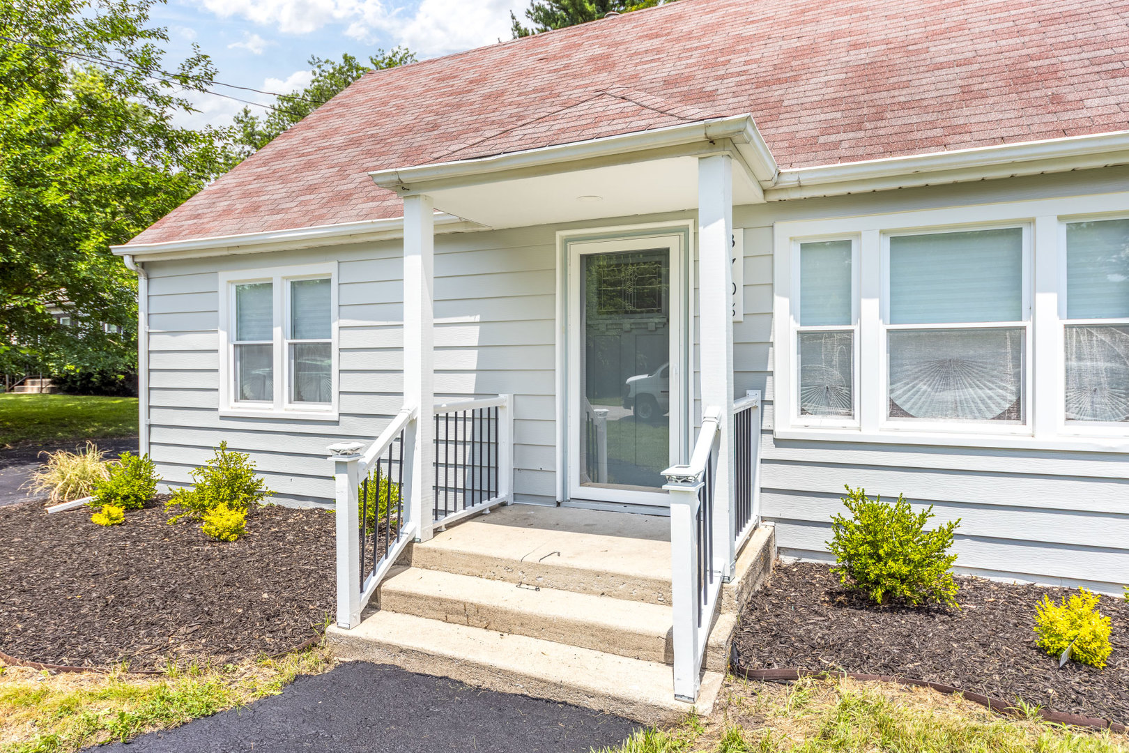 3708 W 162nd Place