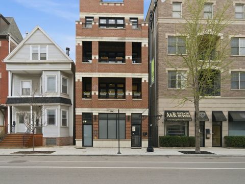 Photo of 1443 W Belmont Avenue #1, Chicago, IL 60657 (MLS # 12624582)