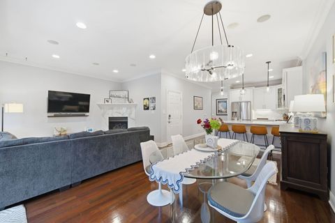 Tiny photo for 1443 W Belmont Avenue #1, Chicago, IL 60657 (MLS # 12624582)