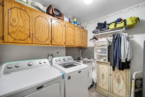 Tiny photo for 10538 S Central Avenue #3S, Chicago Ridge, IL 60415 (MLS # 12503692)