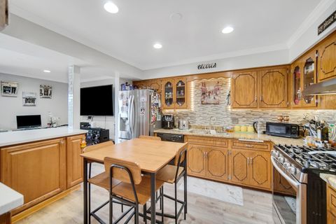 Tiny photo for 10538 S Central Avenue #3S, Chicago Ridge, IL 60415 (MLS # 12503692)