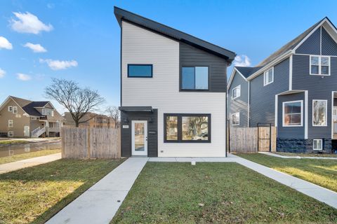 Tiny photo for 5901 W Erie Street, Chicago, IL 60644 (MLS # 12586454)
