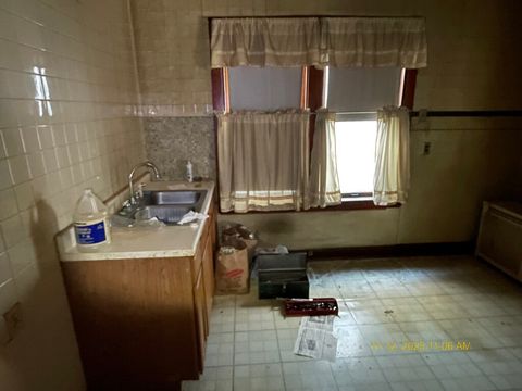 Tiny photo for 8148 S Brandon Avenue, Chicago, IL 60617 (MLS # 12516994)