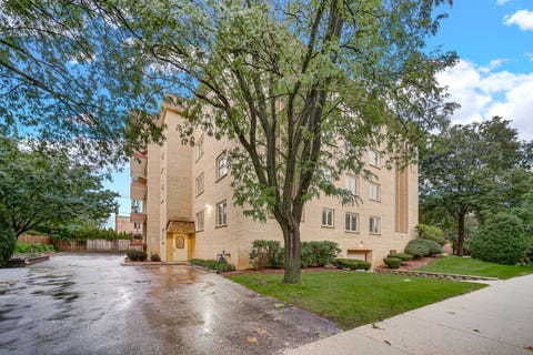 Tiny photo for 225 E Wing Street #302, Arlington Heights, IL 60004 (MLS # 12741206)
