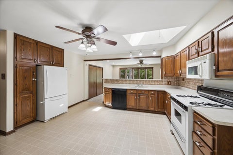 Tiny photo for 422 E Ravine Avenue, Willow Springs, IL 60480 (MLS # 12742014)