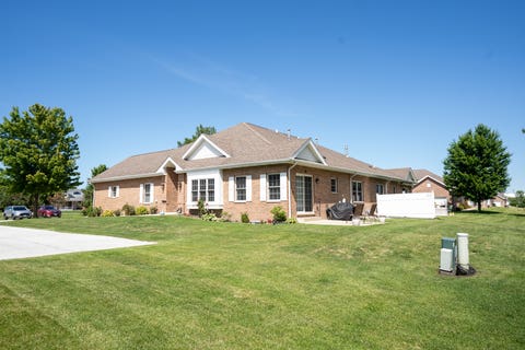 Tiny photo for 3641 193rd Place, Lansing, IL 60438 (MLS # 12685335)