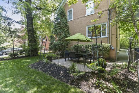 Tiny photo for 2353 Ridge Avenue, Evanston, IL 60201 (MLS # 12388049)