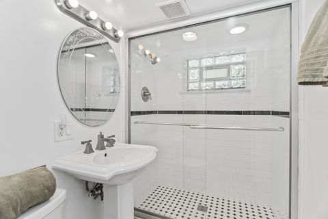 Tiny photo for 2353 Ridge Avenue, Evanston, IL 60201 (MLS # 12388049)