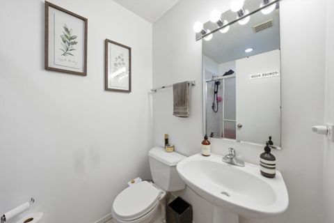 Tiny photo for 811 S Lytle Street #406, Chicago, IL 60607 (MLS # 12587396)