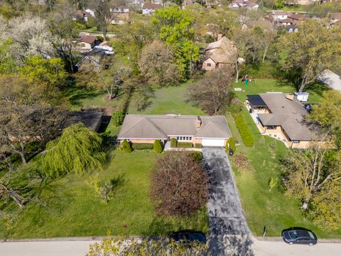 Tiny photo for 404 Tomah Avenue, Prospect Heights, IL 60070 (MLS # 12632437)