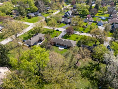 Tiny photo for 404 Tomah Avenue, Prospect Heights, IL 60070 (MLS # 12632437)