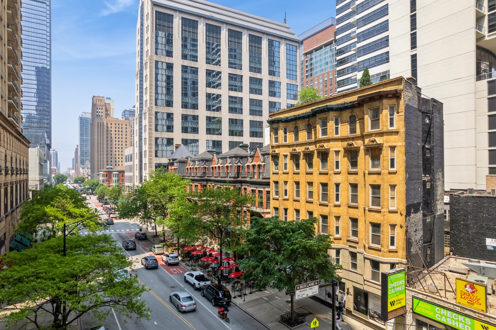 58 E Chicago Avenue