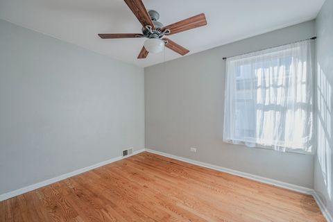 Tiny photo for 593 S Sunnyside Avenue, Elmhurst, IL 60126 (MLS # 12559399)
