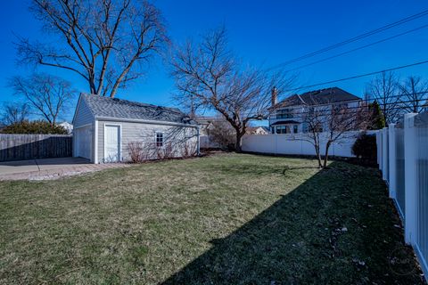 Tiny photo for 593 S Sunnyside Avenue, Elmhurst, IL 60126 (MLS # 12559399)