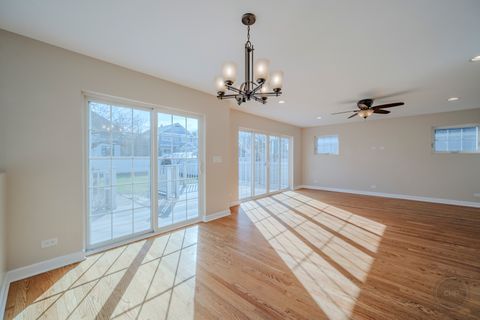 Tiny photo for 593 S Sunnyside Avenue, Elmhurst, IL 60126 (MLS # 12559399)