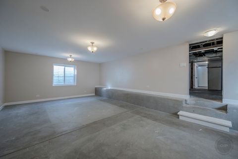 Tiny photo for 593 S Sunnyside Avenue, Elmhurst, IL 60126 (MLS # 12559399)