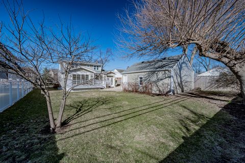 Tiny photo for 593 S Sunnyside Avenue, Elmhurst, IL 60126 (MLS # 12559399)