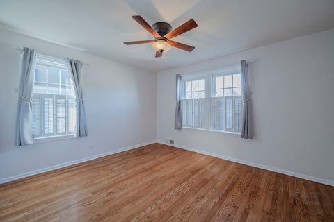 Tiny photo for 593 S Sunnyside Avenue, Elmhurst, IL 60126 (MLS # 12559399)