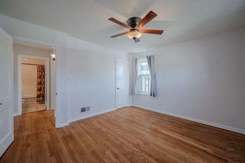 Tiny photo for 593 S Sunnyside Avenue, Elmhurst, IL 60126 (MLS # 12559399)