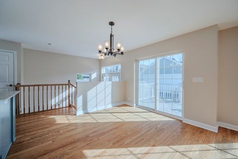 Tiny photo for 593 S Sunnyside Avenue, Elmhurst, IL 60126 (MLS # 12559399)