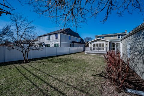 Tiny photo for 593 S Sunnyside Avenue, Elmhurst, IL 60126 (MLS # 12559399)