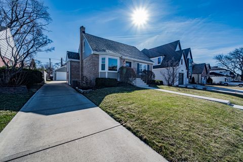 Tiny photo for 593 S Sunnyside Avenue, Elmhurst, IL 60126 (MLS # 12559399)