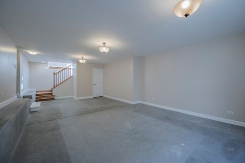 Tiny photo for 593 S Sunnyside Avenue, Elmhurst, IL 60126 (MLS # 12559399)