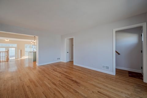 Tiny photo for 593 S Sunnyside Avenue, Elmhurst, IL 60126 (MLS # 12559399)